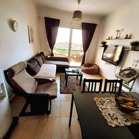 Chalet Marina Wadi Degla Families Only Pool View 2Nd Floor 6 Adults Ain Sukhna Extérieur photo