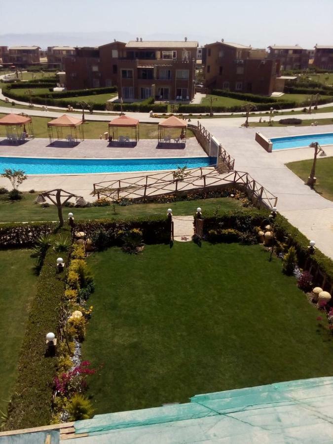 Chalet Marina Wadi Degla Families Only Pool View 2Nd Floor 6 Adults Ain Sukhna Extérieur photo